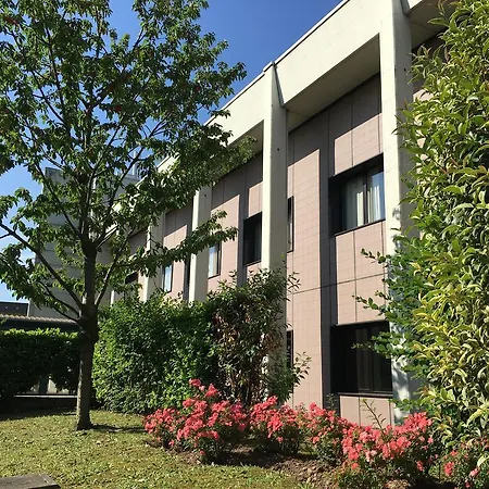 Hotel Ascot 3*